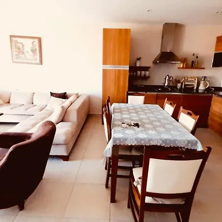 Agora Paradise Apartament Side